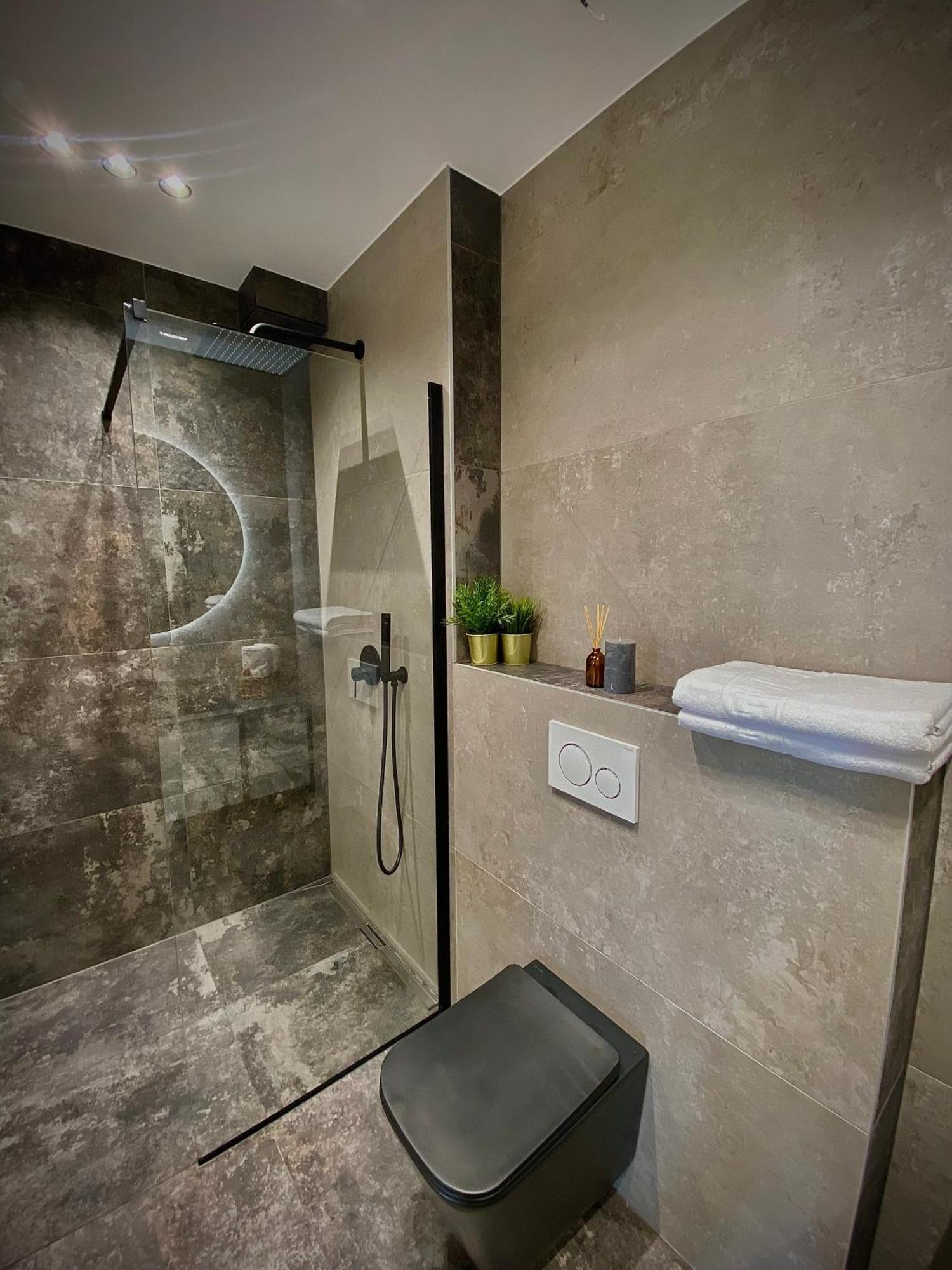 Villa 5 Makarska Luaran gambar
